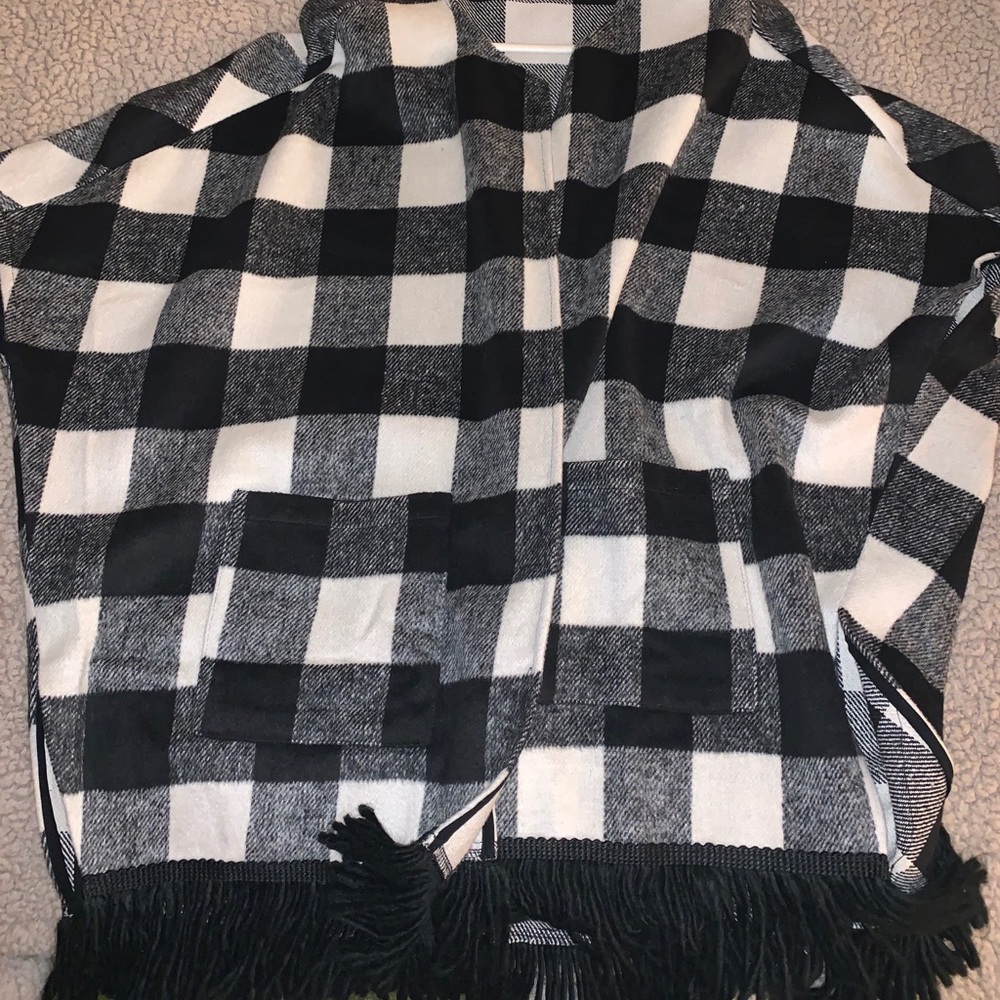 Shawl sweater